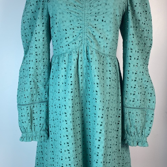 Chelsea 28 CINCHED FRONT EYELET LONG SLEEVE A-LINE DRESS IN GREEN SEAGLASS small - Picture 4 of 14